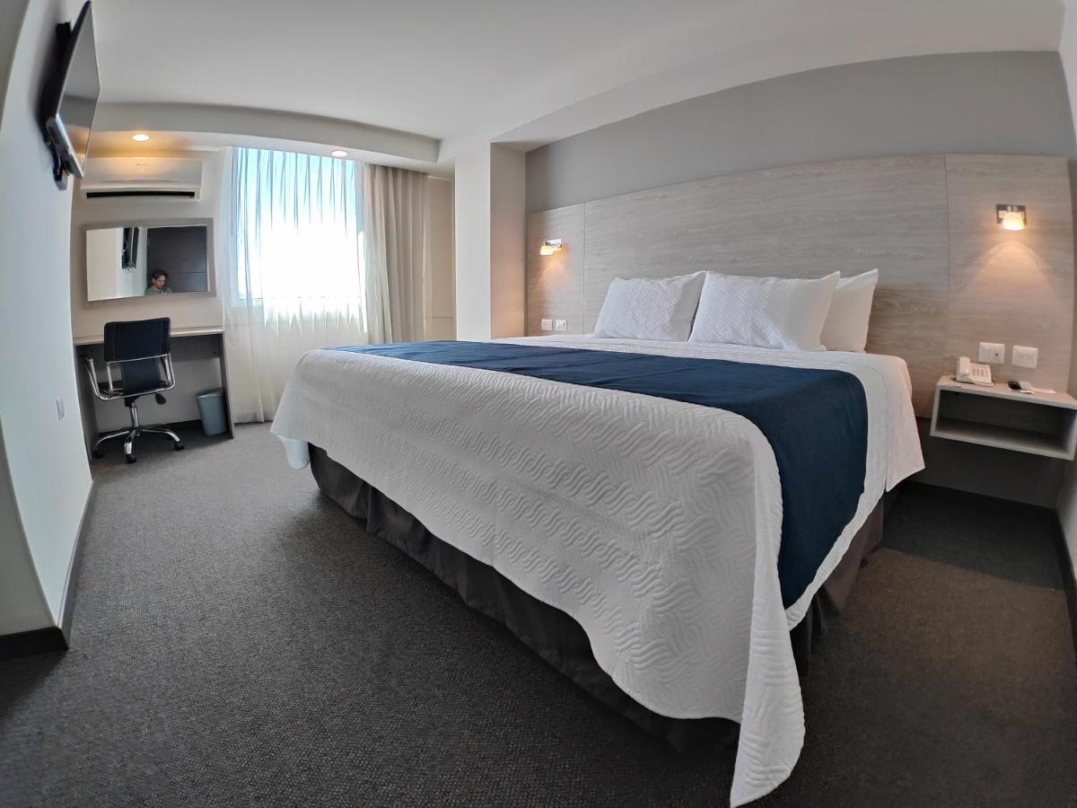 Kasa Hotel & Suites Irapuato Eksteriør billede