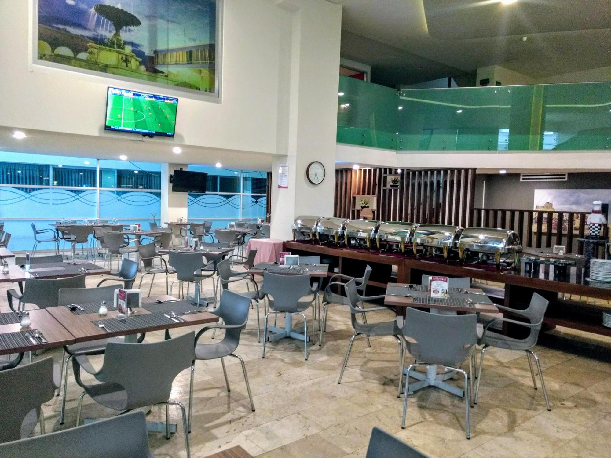 Kasa Hotel & Suites Irapuato Eksteriør billede